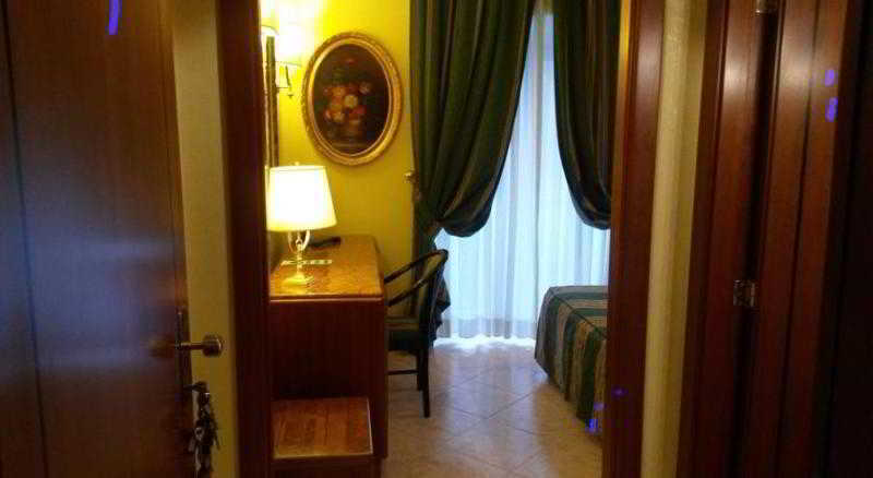 Raeli Hotel Luce Rzym Zewnętrze zdjęcie